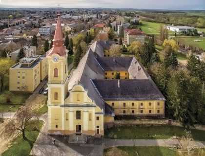 --034 A templom és a kolostor északi irányból, madártávlatból